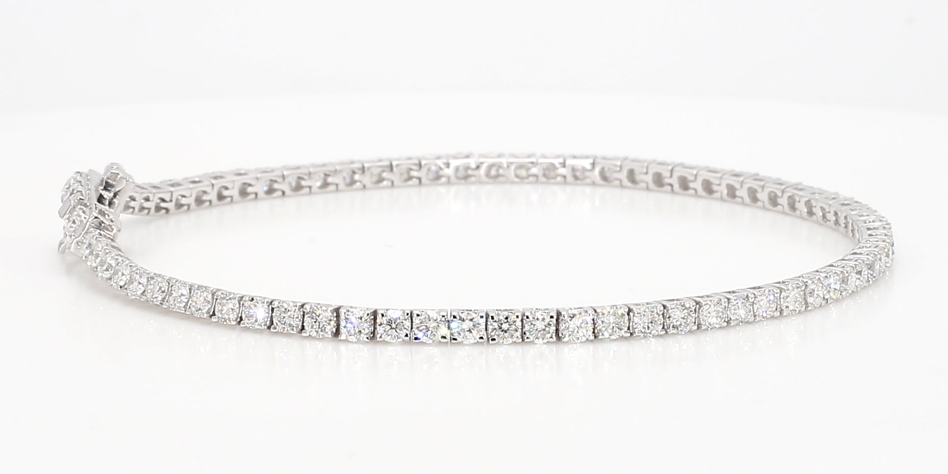 Round Shape Lab Grown Diamond Tennis Bracelet 1-10 Carat TW LW.