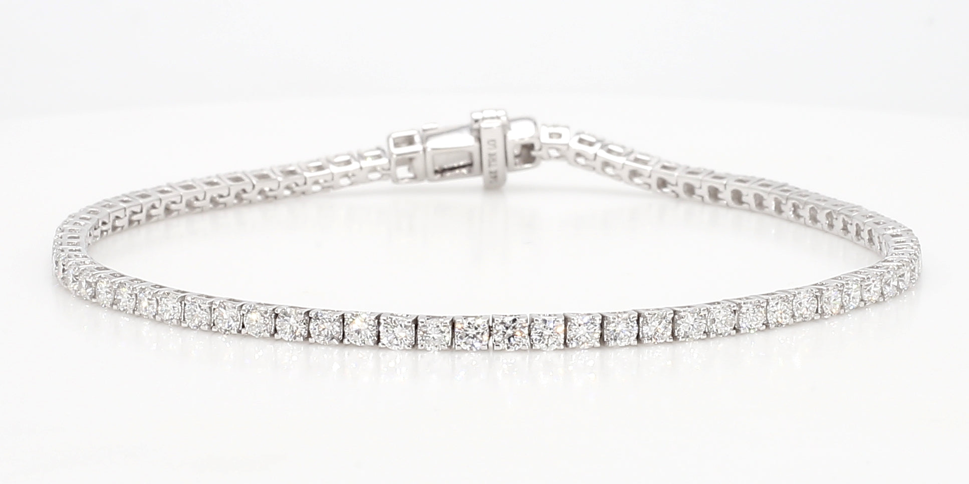 Round Shape Lab Grown Diamond Tennis Bracelet 1-10 Carat TW LW.