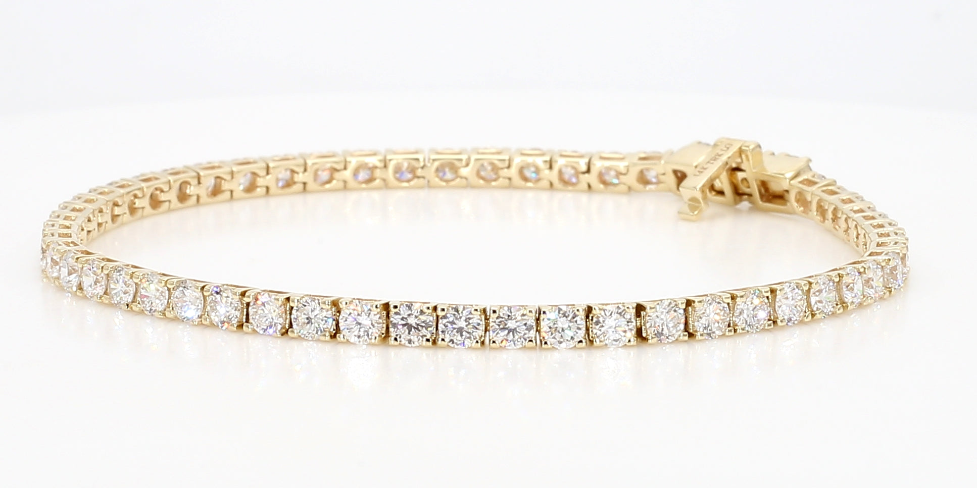 Round Shape Lab Grown Diamond Tennis Bracelet 1-10 Carat TW LW.