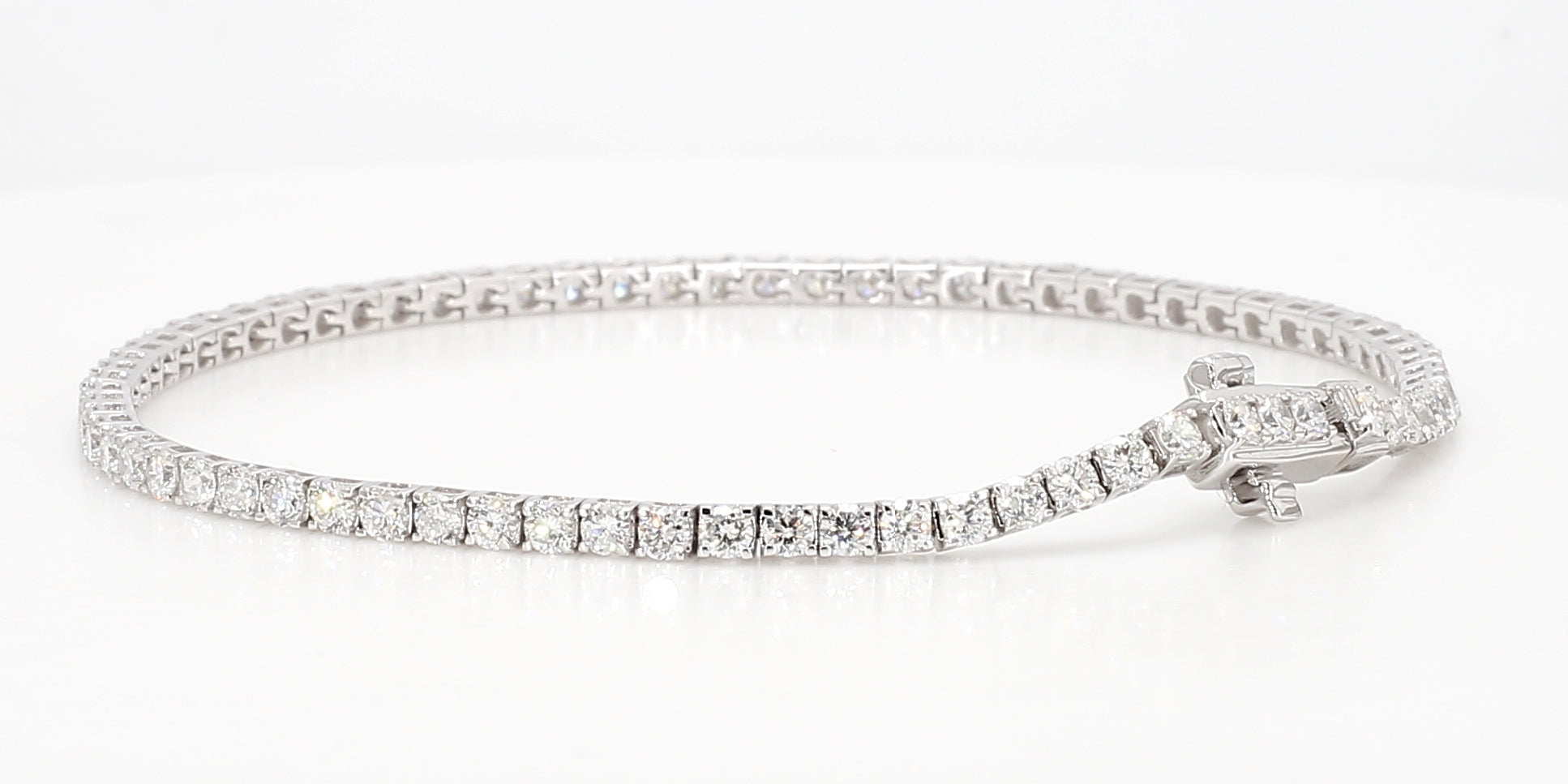 Round Shape Lab Grown Diamond Tennis Bracelet 1-10 Carat TW LW.