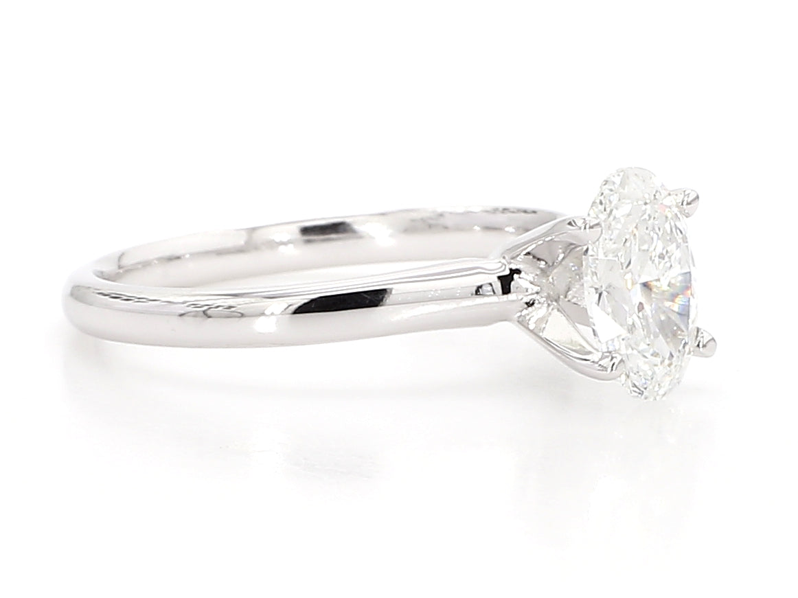 14K White Gold 1 Carat Lab Grown Solitaire Oval Cut IGI CERTIFIED Diamond Engagement Ring (1 Ct,D-E Color VVS-VS Clarity)